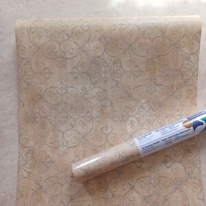 Wallpaper Aubrey Crystal Medallion Texture